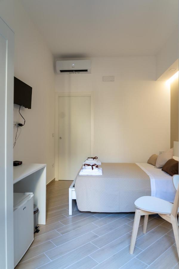 Standard Double Room,1125275397:JPEG