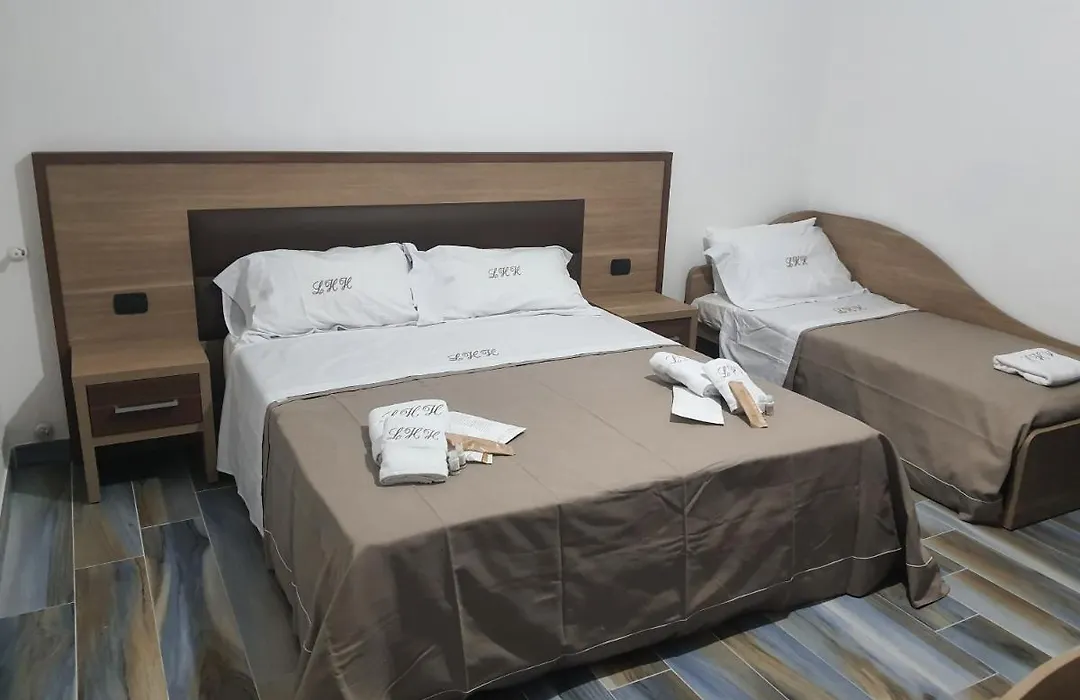 Luxury Holiday House-1