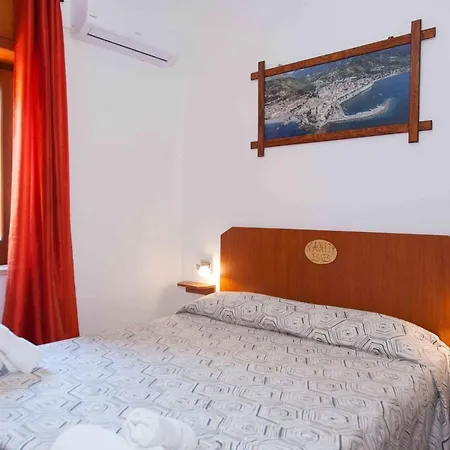 Vanity B&B-3